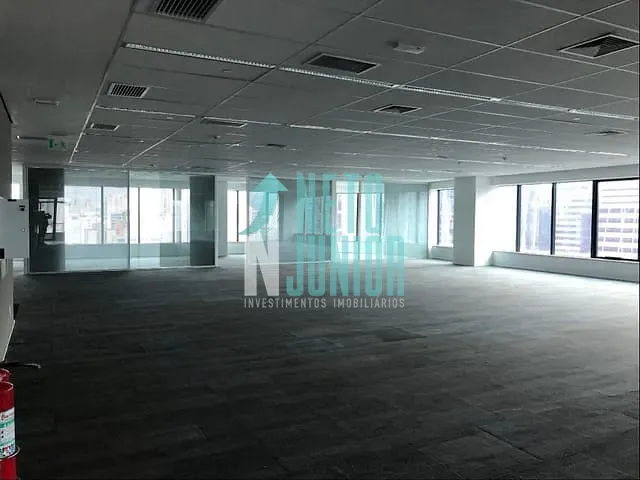 Conjunto com 565m², para alugar, no bairro Itaim Bibi em São Paulo
