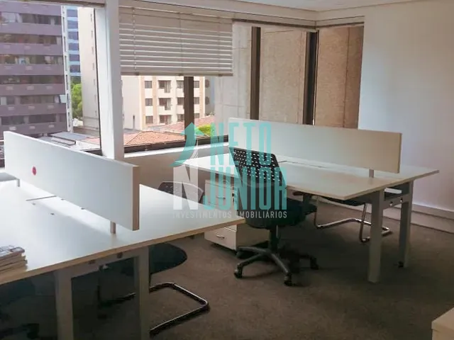 Conjunto com 340m², à venda ou para alugar, no bairro Brooklin Paulista em São Paulo