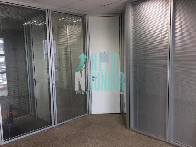 Conjunto com 145m², para alugar, no bairro Vila Cordeiro em São Paulo