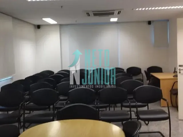 Conjunto com 120m², à venda, no bairro Pinheiros em São Paulo