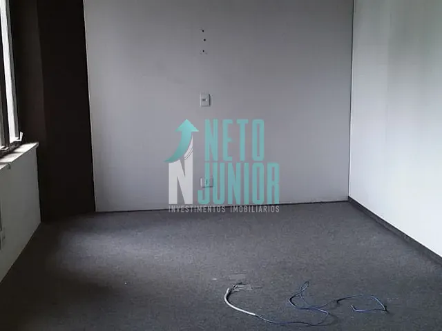 Conjunto com 180m², para alugar, no bairro Vila Olímpia em São Paulo