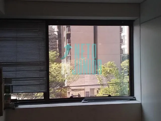 Conjunto com 100m², para alugar, no bairro Itaim Bibi em São Paulo
