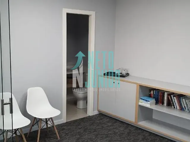 Conjunto com 41m², para alugar, no bairro Jardim das Acácias em São Paulo