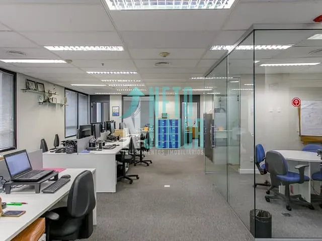 Conjunto com 198m², à venda ou para alugar, no bairro Vila Olímpia em São Paulo