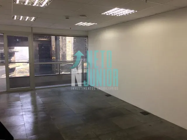 Conjunto com 40m², para alugar, no bairro Vila Almeida em São Paulo
