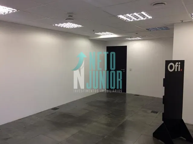 Conjunto com 40m², para alugar, no bairro Vila Almeida em São Paulo