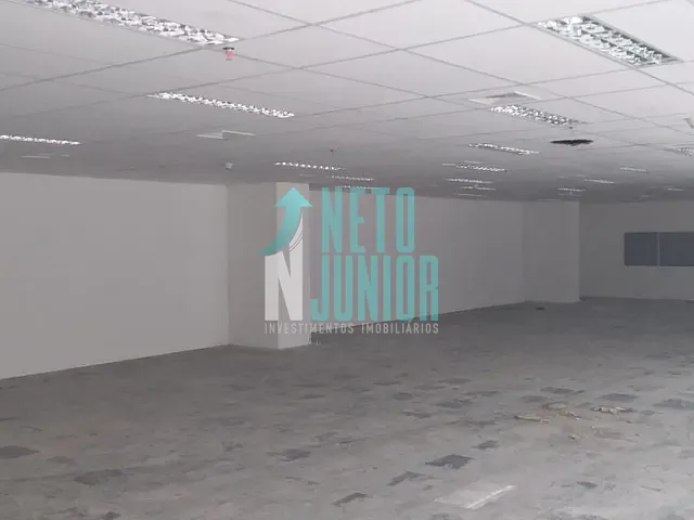 Conjunto com 1323m², para alugar, no bairro Bela Vista em São Paulo