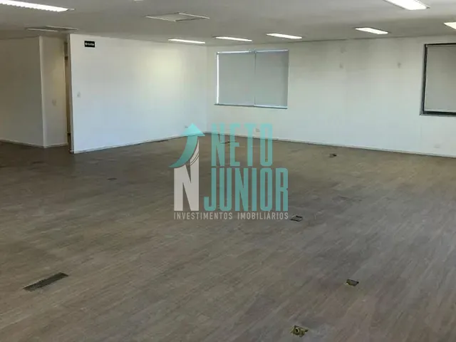 Conjunto com 211m², para alugar, no bairro Jardim Paulistano em São Paulo