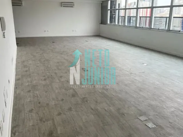 Conjunto com 135m², para alugar, no bairro Pinheiros em São Paulo