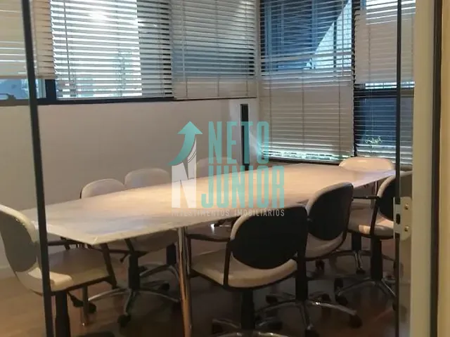 Conjunto com 225m², para alugar, no bairro Vila Olímpia em São Paulo