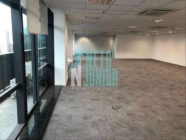 Conjunto com 324m², para alugar, no bairro Itaim Bibi em São Paulo