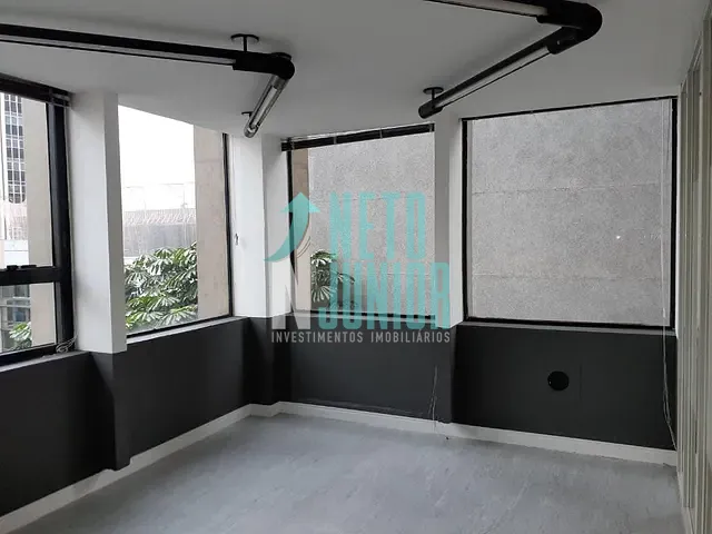Conjunto com 286m², à venda ou para alugar, no bairro Vila Olímpia em São Paulo