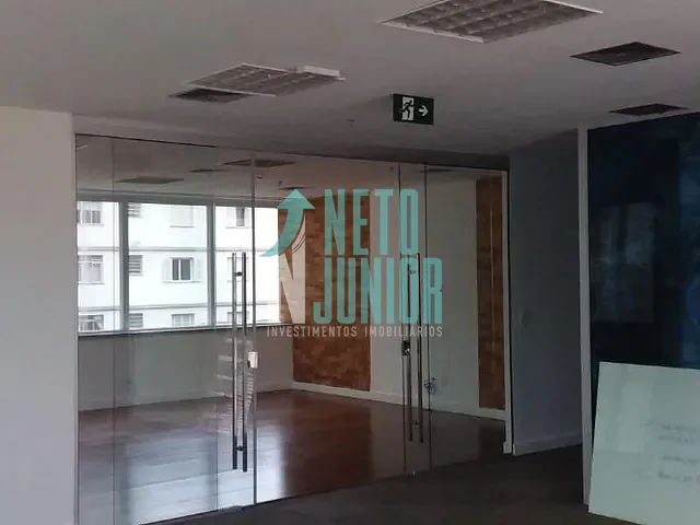 Conjunto com 163m², para alugar, no bairro Itaim Bibi em São Paulo