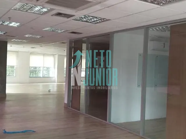 Conjunto com 198m², para alugar, no bairro Vila Olímpia em São Paulo
