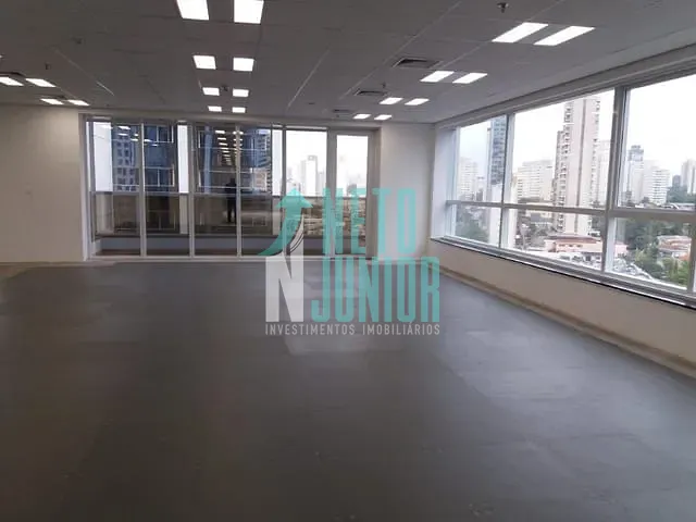 Conjunto com 100m², à venda ou para alugar, no bairro Jardim das Acácias em São Paulo