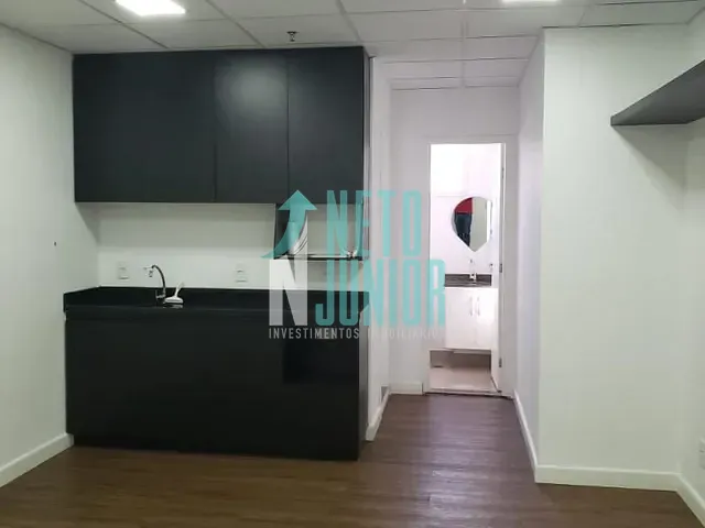 Conjunto com 117m², para alugar, no bairro Pinheiros em São Paulo