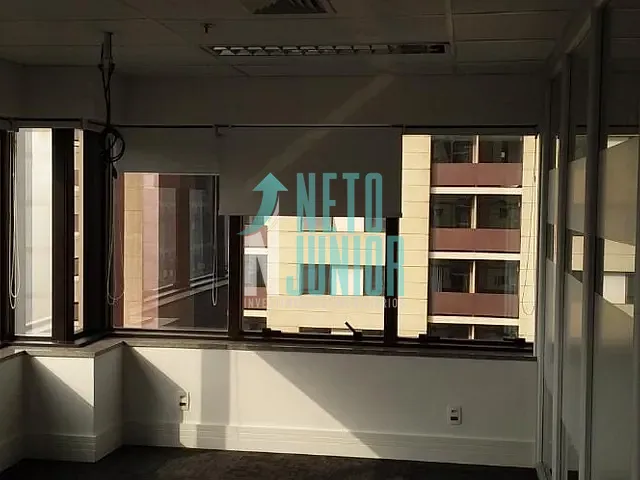 Conjunto com 94m², para alugar, no bairro Itaim Bibi em São Paulo