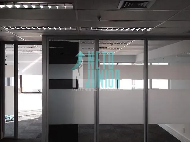 Conjunto com 94m², para alugar, no bairro Itaim Bibi em São Paulo