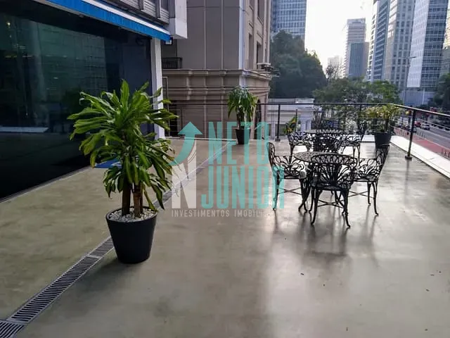 Conjunto com 208m², à venda, no bairro Jardim Paulista em São Paulo