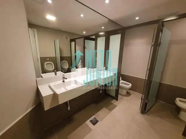 Conjunto com 600m², para alugar, no bairro Vila Olímpia em São Paulo