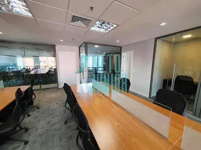 Conjunto com 600m², para alugar, no bairro Vila Olímpia em São Paulo