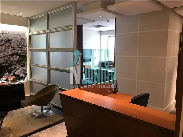 Conjunto com 240m², à venda, no bairro Vila Olímpia em São Paulo