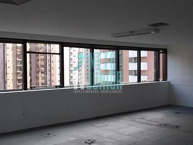 Conjunto com 280m², à venda ou para alugar, no bairro Itaim Bibi em São Paulo