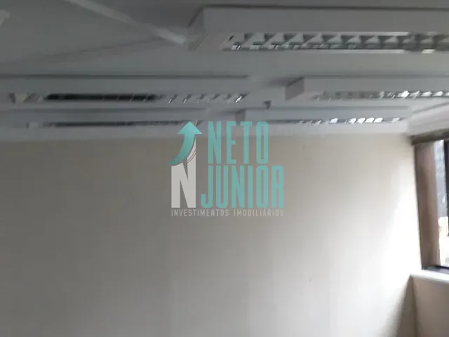 Conjunto com 140m², à venda ou para alugar, no bairro Itaim Bibi em São Paulo