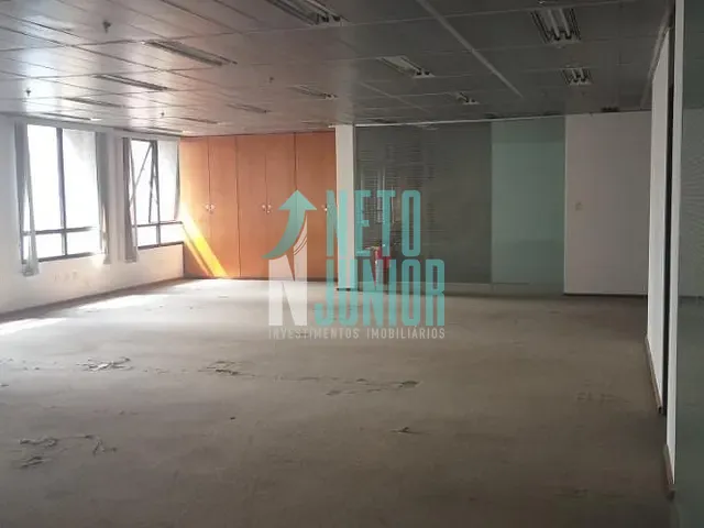 Conjunto com 245m², para alugar, no bairro Vila Olímpia em São Paulo