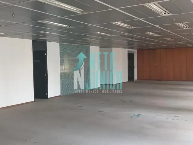 Conjunto com 245m², para alugar, no bairro Vila Olímpia em São Paulo