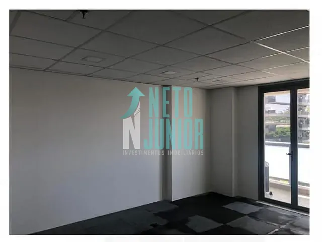 Conjunto com 85m², à venda, no bairro Santo Amaro em São Paulo