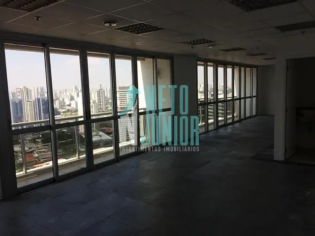 Conjunto com 188m², para alugar, no bairro Vila São Francisco em São Paulo