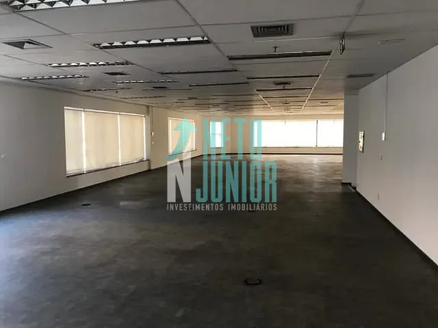 Conjunto com 263m², para alugar, no bairro Jardins em São Paulo