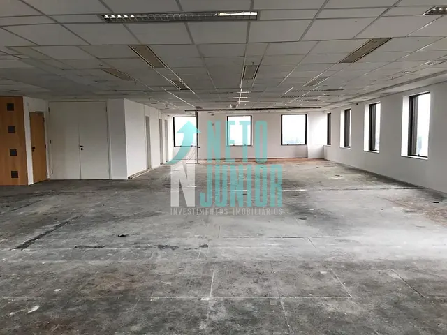 Conjunto com 402m², para alugar, no bairro Vila Nova Conceição em São Paulo