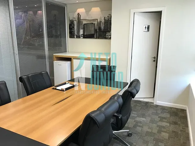 Conjunto com 80m², para alugar, no bairro Jardim das Acácias em São Paulo