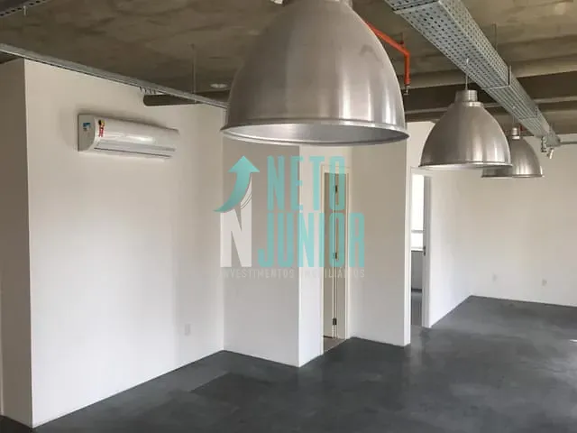 Conjunto com 82m², para alugar, no bairro Vila Gertrudes em São Paulo
