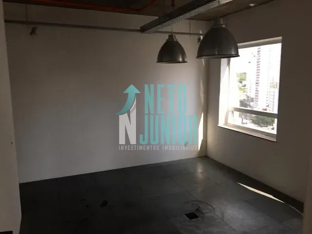 Conjunto com 82m², para alugar, no bairro Vila Gertrudes em São Paulo