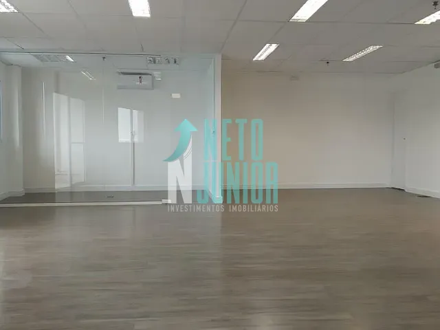 Conjunto com 130m², à venda, no bairro Vila Hamburguesa em São Paulo