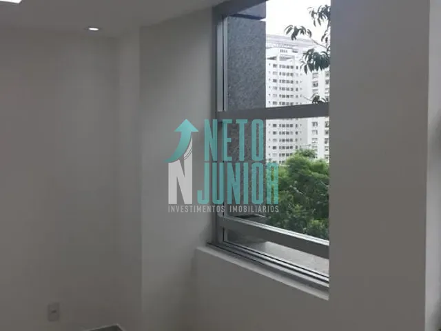 Conjunto com 34m², à venda, no bairro Bela Vista em São Paulo