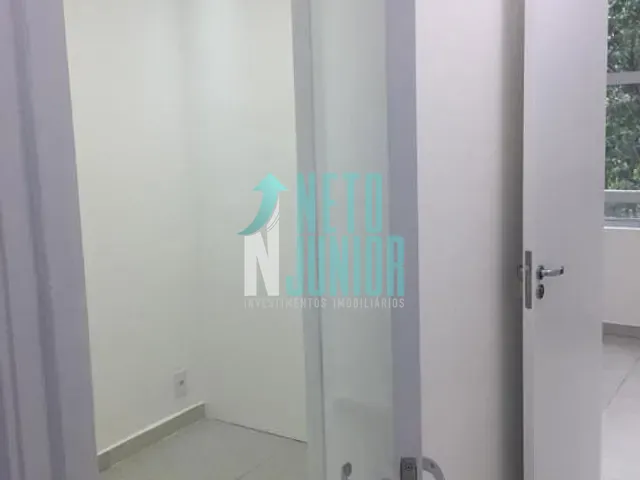 Conjunto com 34m², à venda, no bairro Bela Vista em São Paulo