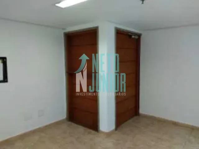 Conjunto com 140m², para alugar, no bairro Brooklin Paulista em São Paulo