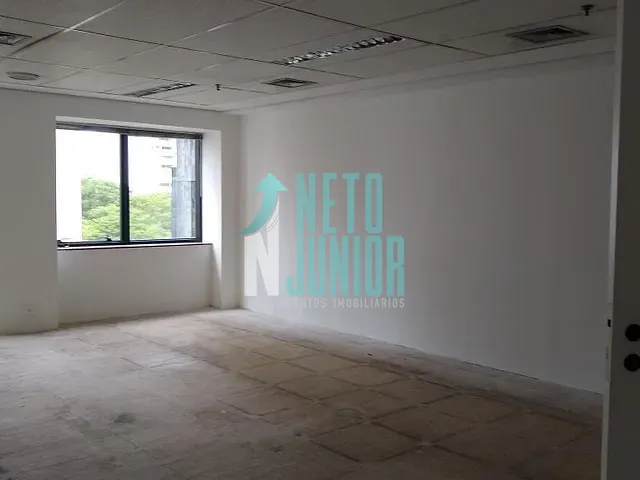 Conjunto com 49m², para alugar, no bairro Cidade Monções em São Paulo