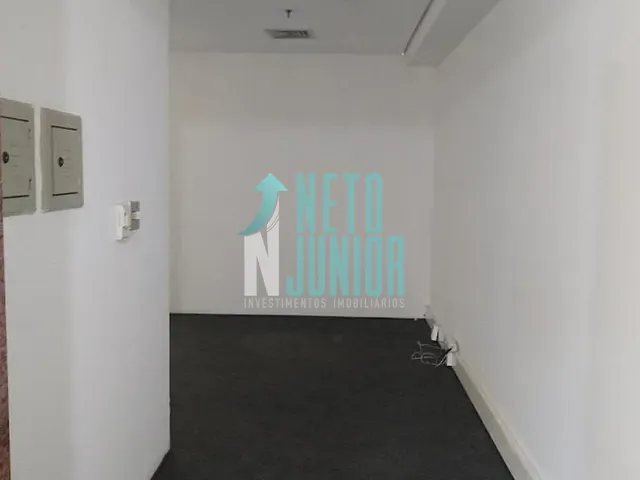 Conjunto com 49m², para alugar, no bairro Cidade Monções em São Paulo