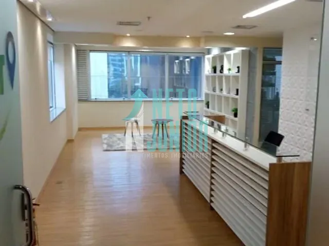 Conjunto com 424m², para alugar, no bairro Vila Olímpia em São Paulo