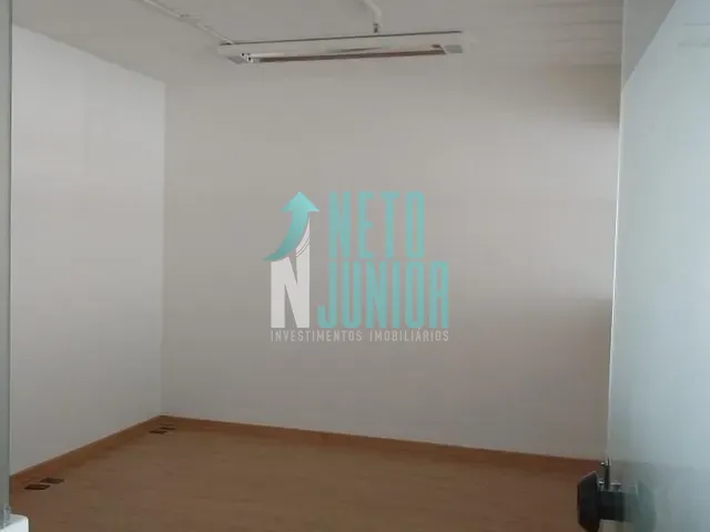 Conjunto com 61m², para alugar, no bairro Cidade Monções em São Paulo