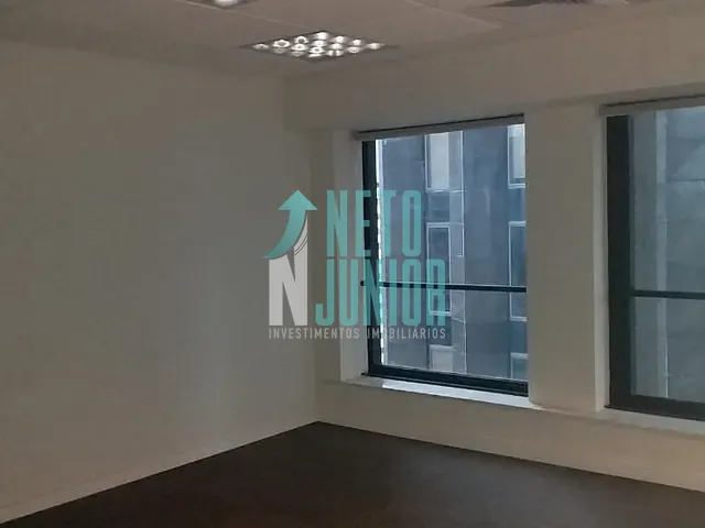 Conjunto com 200m², para alugar, no bairro Bela Vista em São Paulo