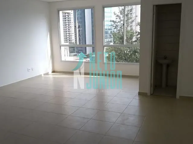 Conjunto com 42m², para alugar, no bairro Pinheiros em São Paulo