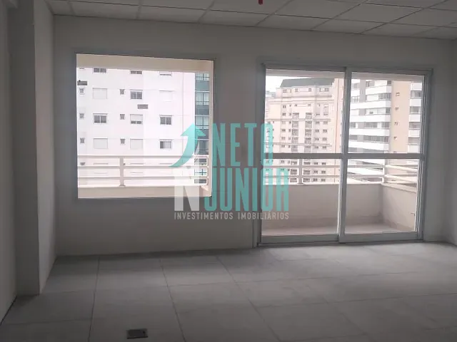 Conjunto com 32m², para alugar, no bairro Vila Gertrudes em São Paulo