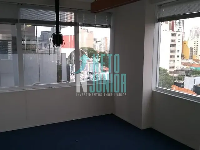 Conjunto com 109m², para alugar, no bairro Pinheiros em São Paulo