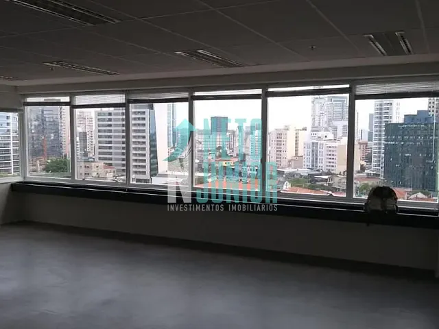 Conjunto com 109m², para alugar, no bairro Pinheiros em São Paulo